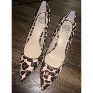 Vince Camuto Fur Heels leopard animal print holiday fall winter preppy classic